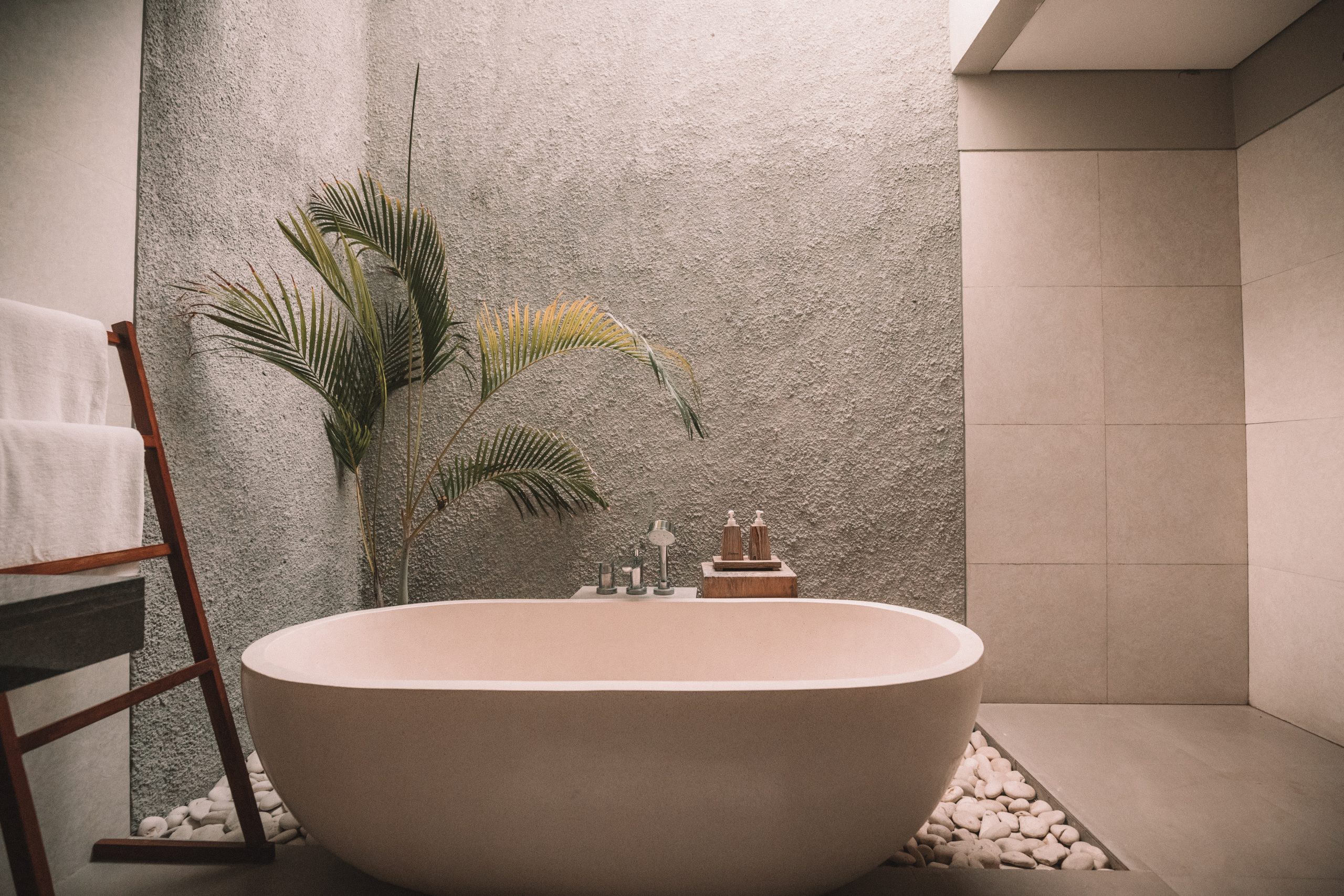 Elevate Your Bath & Shower Experience With Aromatherapy