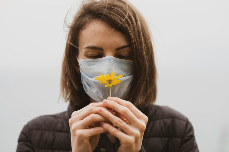 Beat Flu Season and Avoid Hay Fever Allergies With This Simple Solution