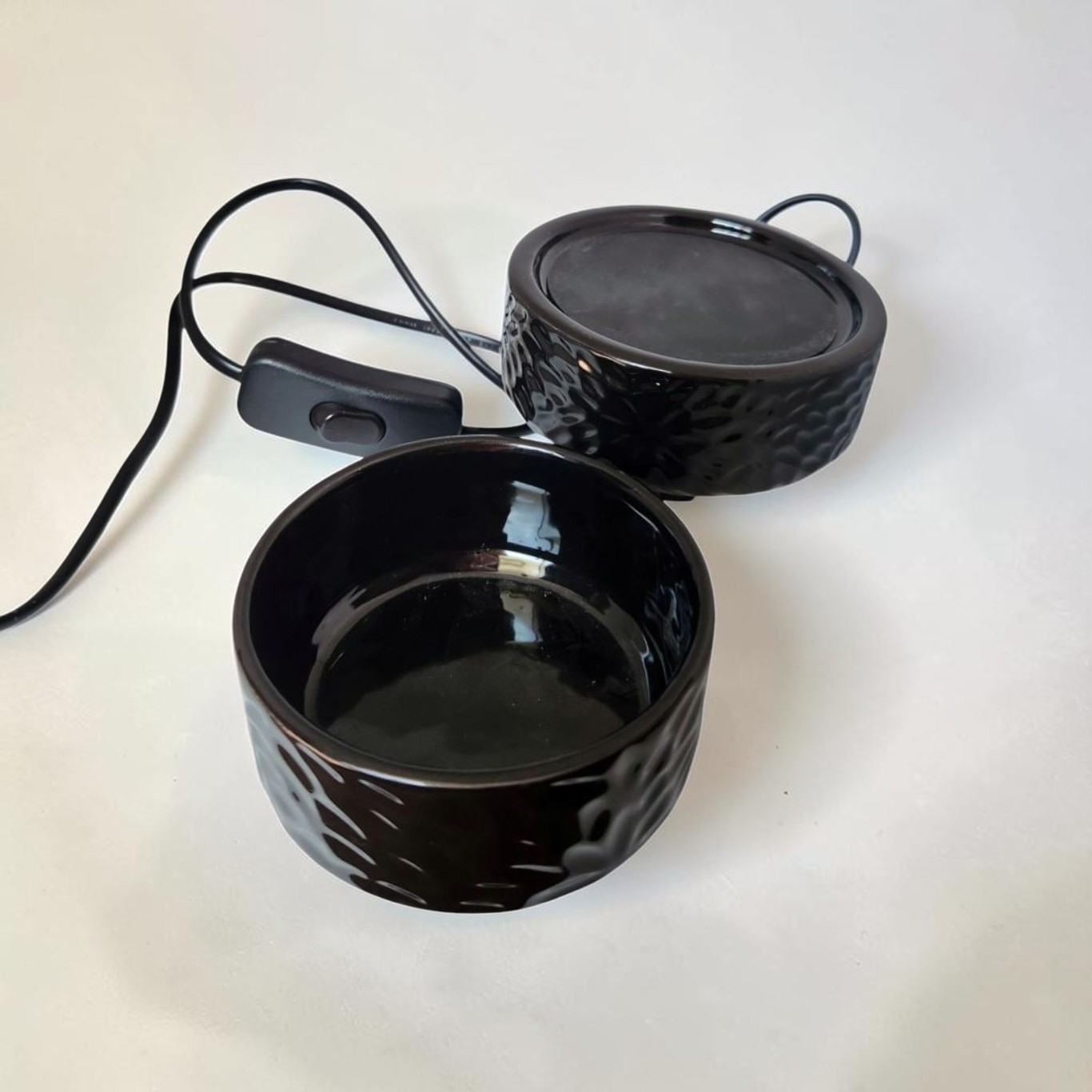 Aroma Glow™ Heat Pad Essential Oil Burner Diffuser - Black - Image 2